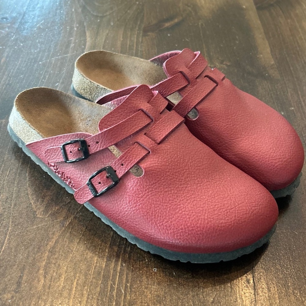 Birkenstock Camden Closed Toe Clogs W10 M8 Red Leather Double Strap Boho Comfort